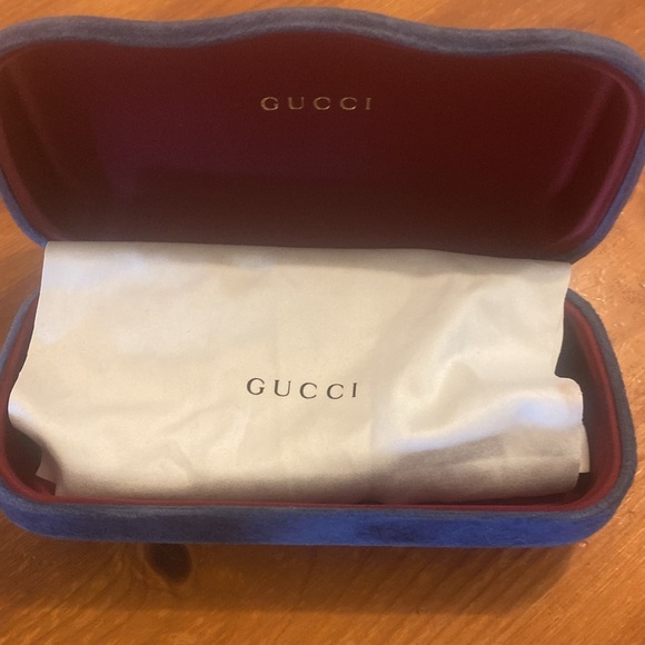 Gucci Sunglasses - Picture 6 of 6